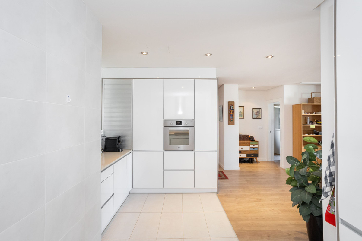 For sale - 4 Bedroom 2 Bathroom Apartment - Middle Floor Apartment in Orihuela - Los Dolses  - Alicante