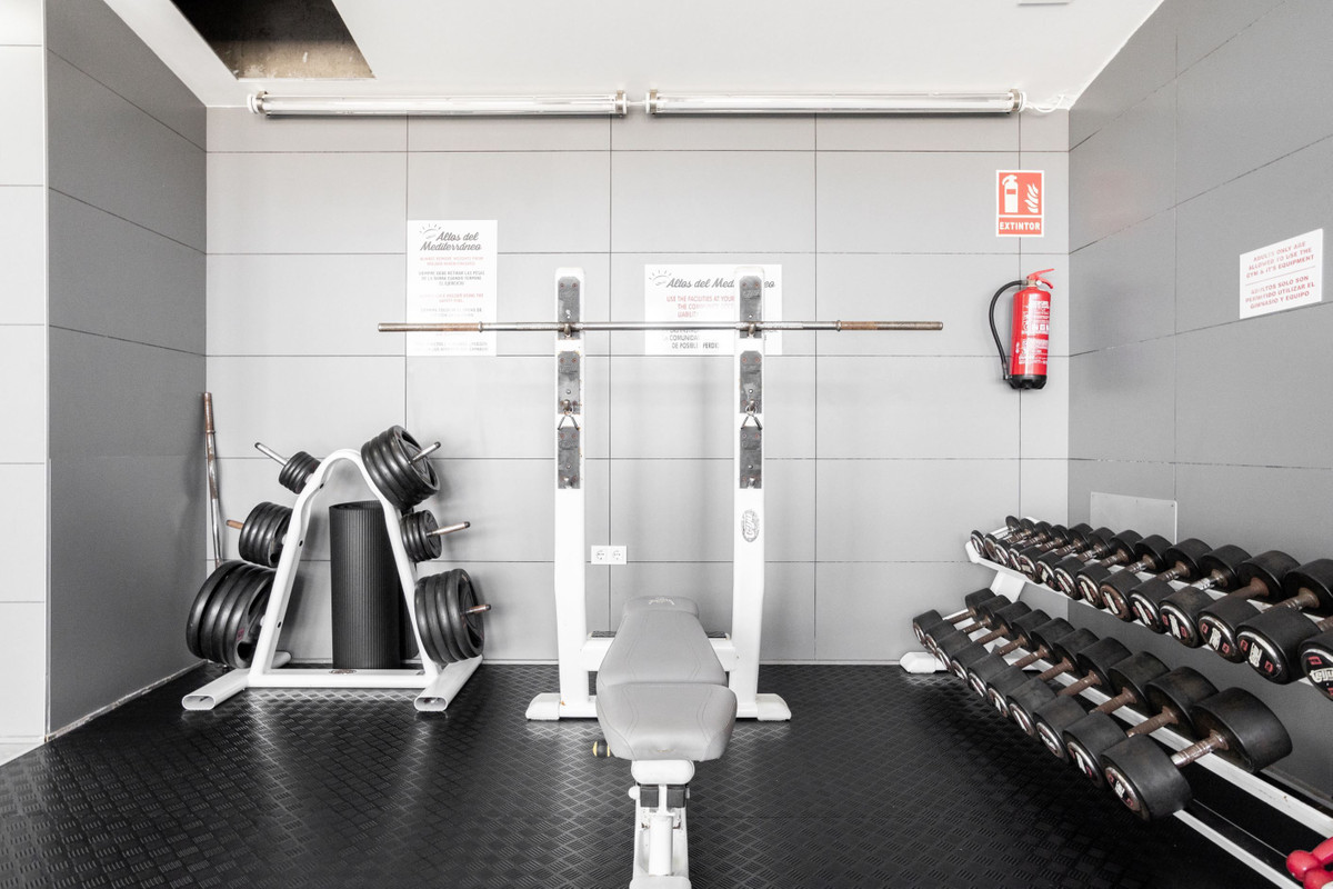 For sale - 4 Bedroom 2 Bathroom Apartment - Middle Floor Apartment in Orihuela - Los Dolses  - Alicante