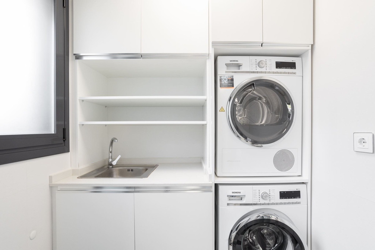 For sale - 5 Bedroom 5 Bathroom House - Detached Villa in San Miguel de Salinas - San Miguel de Salinas Centro  - Alicante