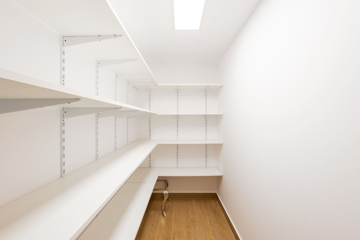 For sale - 5 Bedroom 5 Bathroom House - Detached Villa in San Miguel de Salinas - San Miguel de Salinas Centro  - Alicante