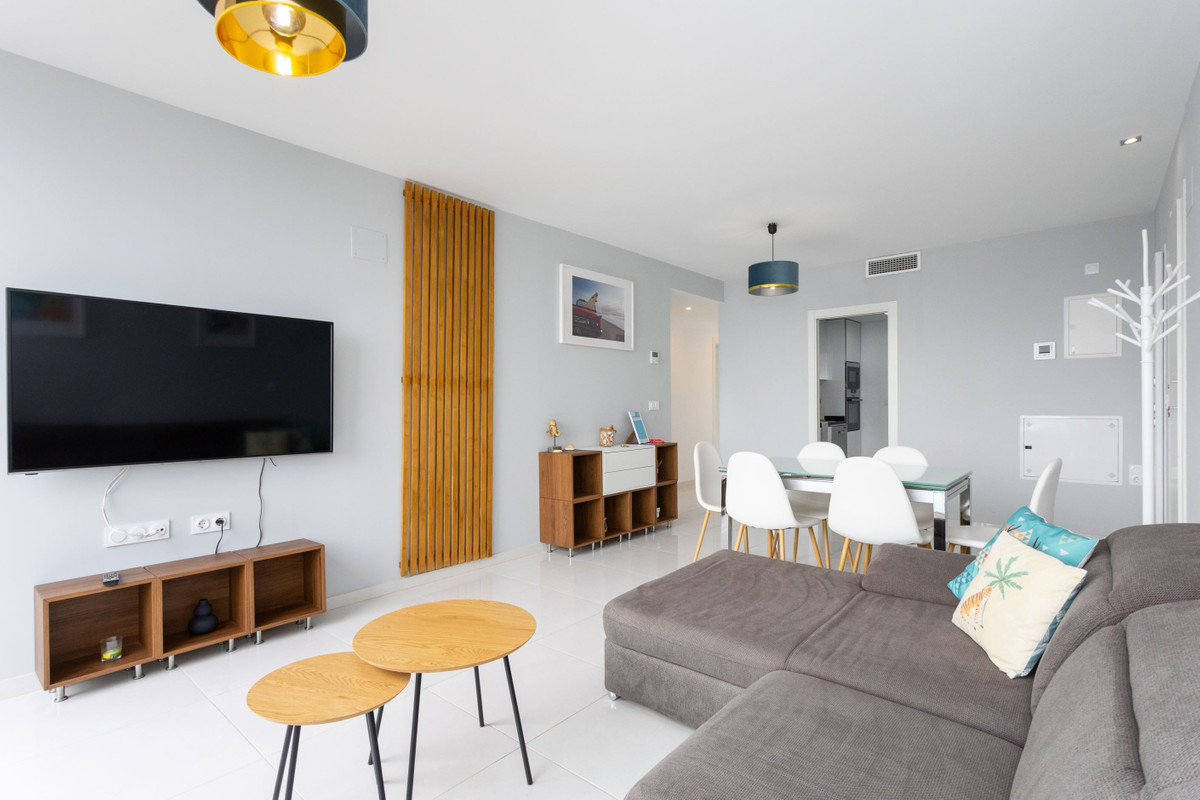 For sale - 3 Bedroom 2 Bathroom Apartment - Penthouse in Orihuela - Punta Prima  - Alicante