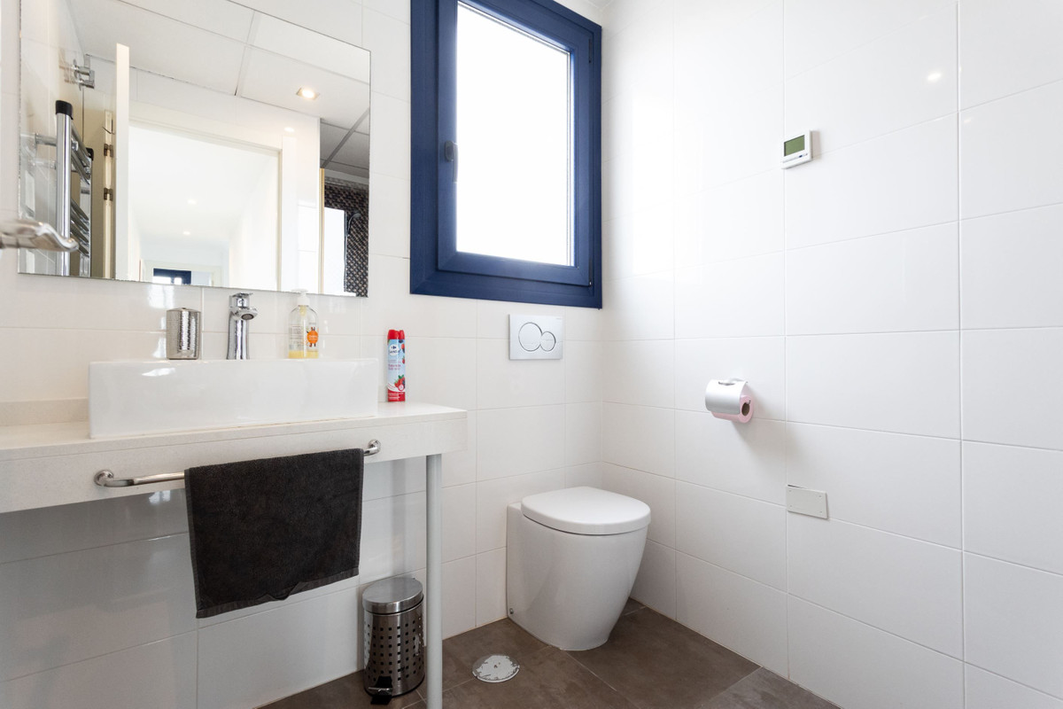 For sale - 3 Bedroom 2 Bathroom Apartment - Penthouse in Orihuela - Punta Prima  - Alicante
