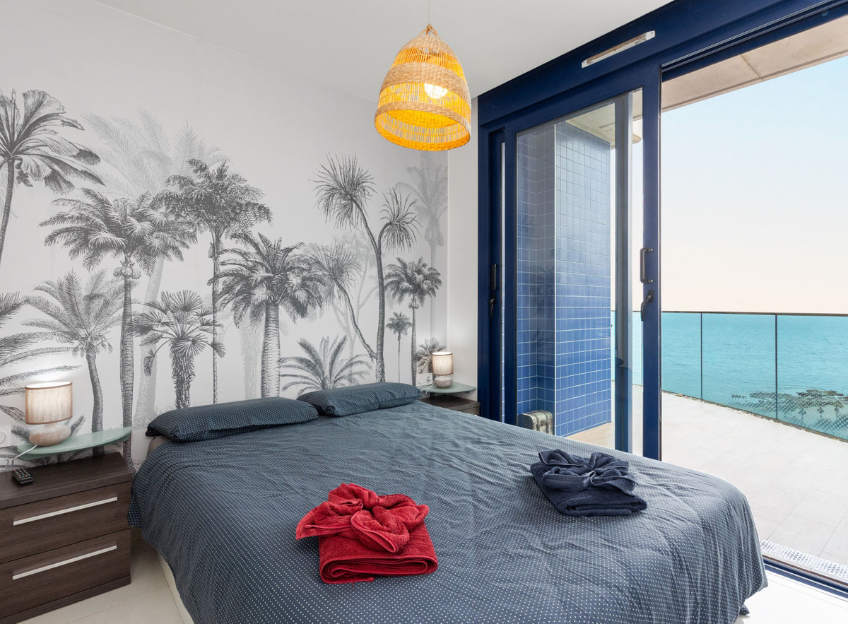 For sale - 3 Bedroom 2 Bathroom Apartment - Penthouse in Orihuela - Punta Prima  - Alicante