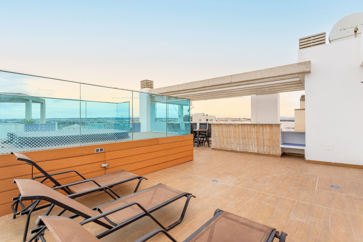 For sale - 3 Bedroom 2 Bathroom Apartment - Penthouse in Orihuela - Punta Prima  - Alicante