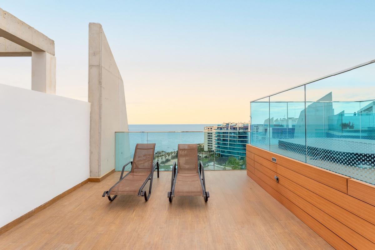 For sale - 3 Bedroom 2 Bathroom Apartment - Penthouse in Orihuela - Punta Prima  - Alicante