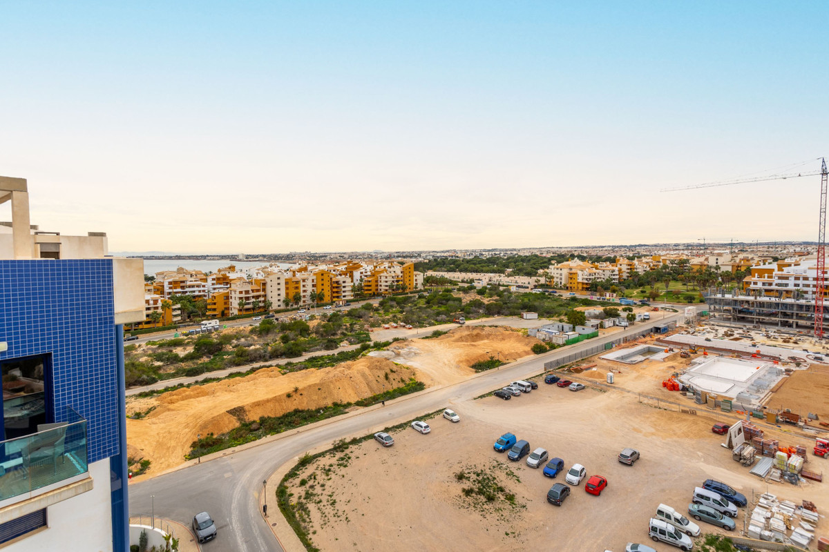 For sale - 3 Bedroom 2 Bathroom Apartment - Penthouse in Orihuela - Punta Prima  - Alicante
