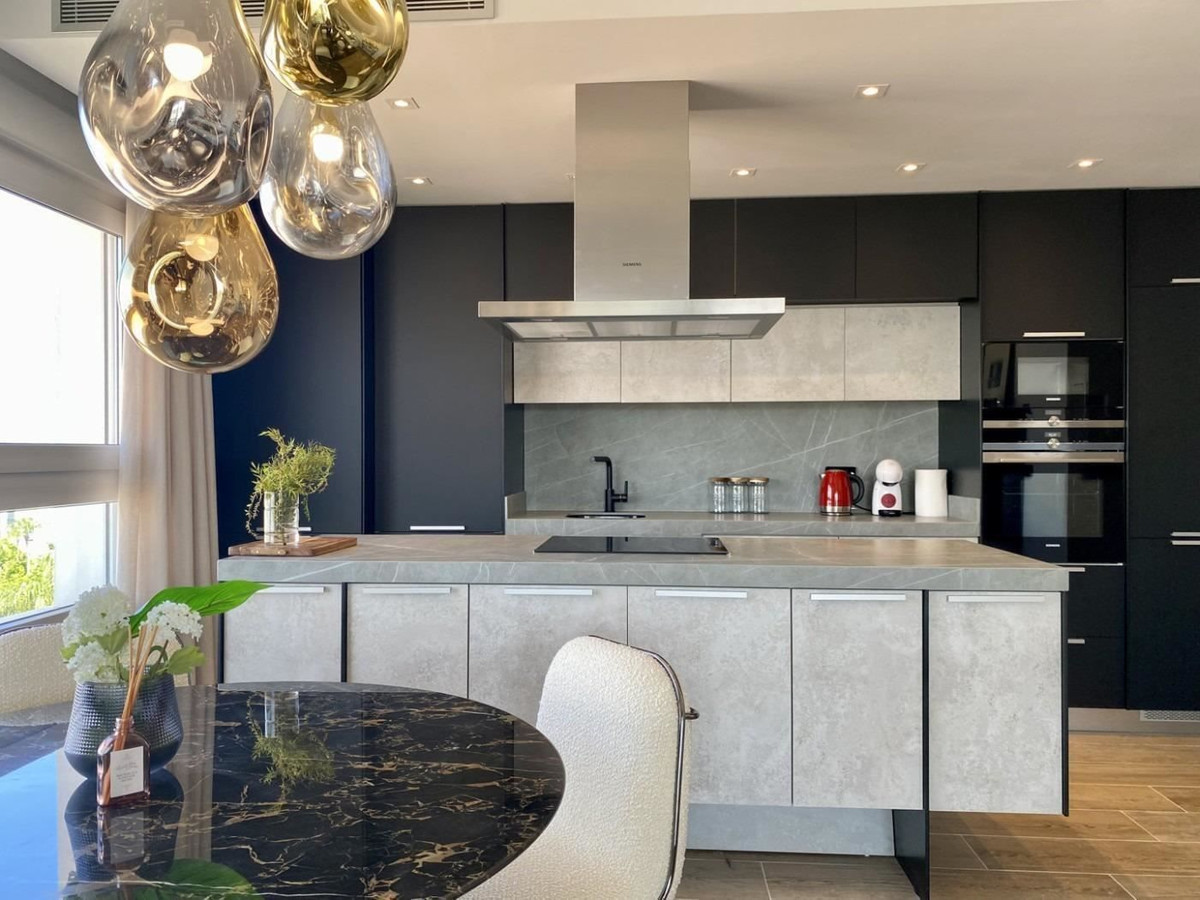 For sale - 3 Bedroom 2 Bathroom Apartment - Middle Floor Apartment in Orihuela - Los Balcones  - Alicante