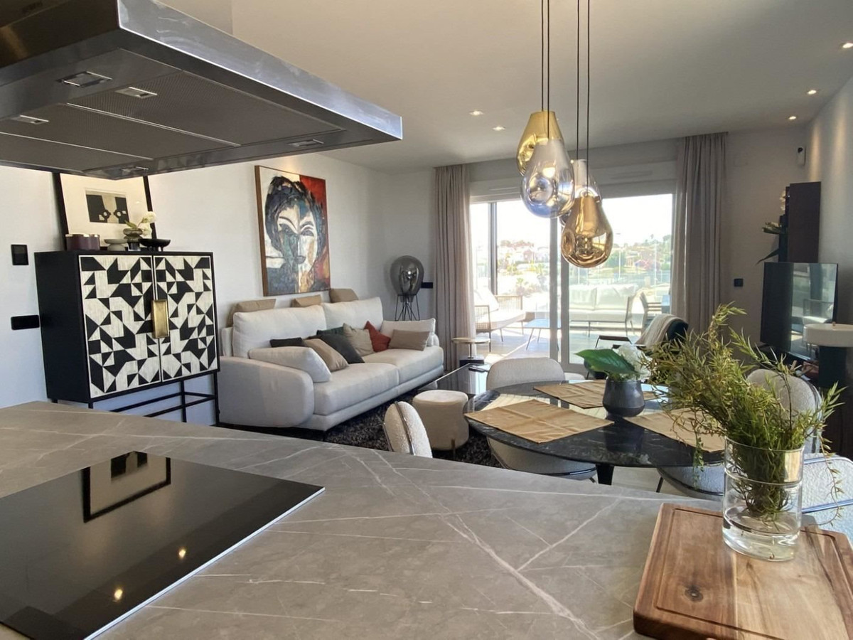 For sale - 3 Bedroom 2 Bathroom Apartment - Middle Floor Apartment in Orihuela - Los Balcones  - Alicante