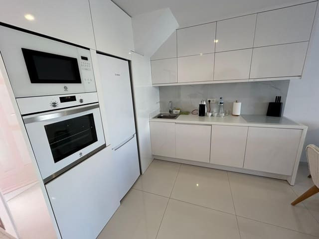 For sale - 2 Bedroom 2 Bathroom Apartment - Middle Floor Apartment in Pilar de la Horadada - Torre de la Horadada  - Alicante