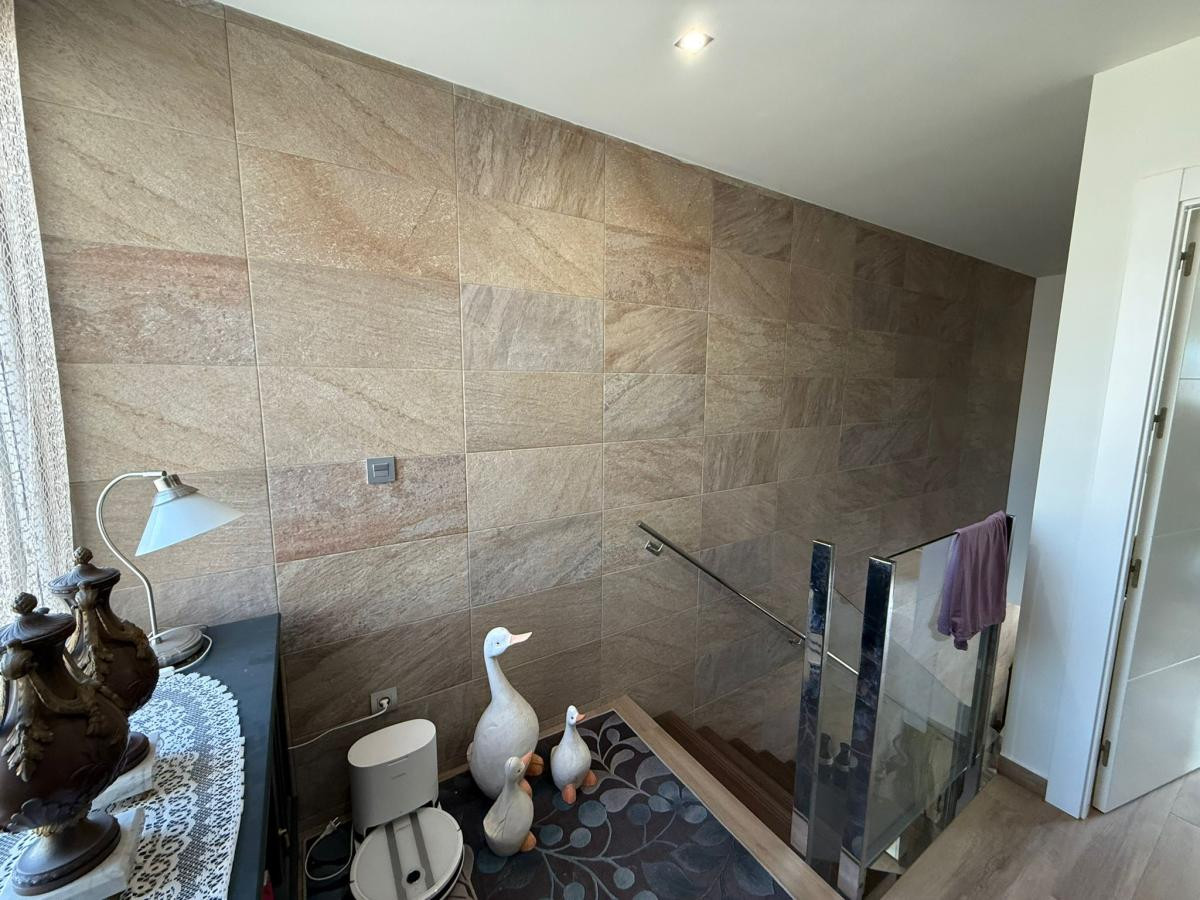 For sale - 3 Bedroom 3 Bathroom House - Detached Villa in Los Montesinos - Los Montesinos Centro  - Alicante