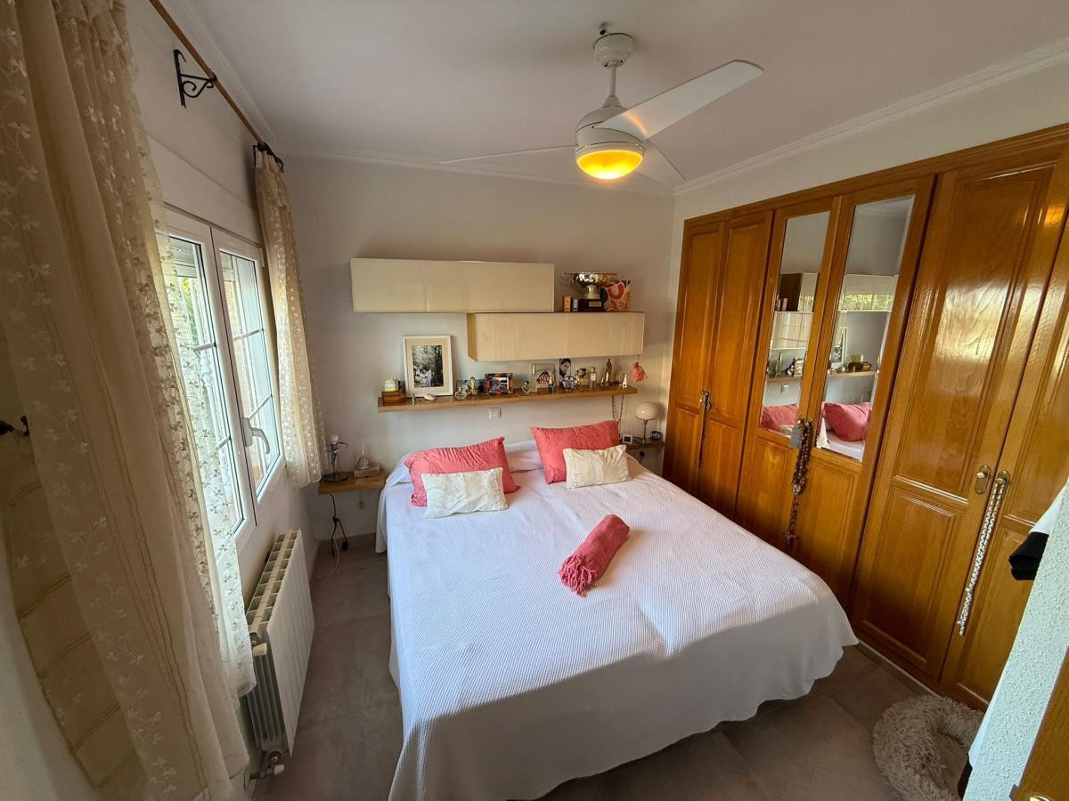 For sale - 3 Bedroom 2 Bathroom House - Detached Villa in San Miguel de Salinas - San Miguel de Salinas Centro  - Alicante