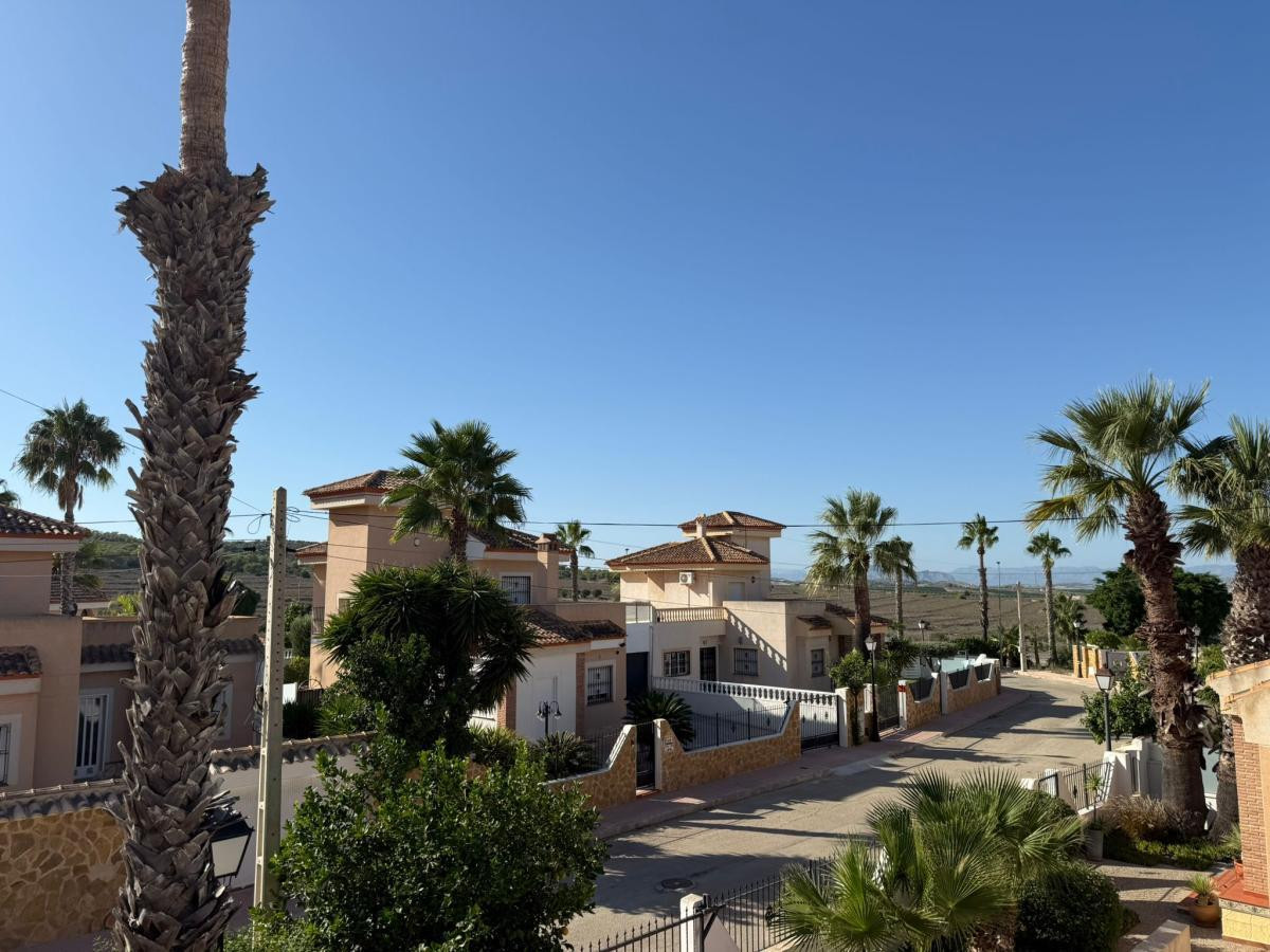 For sale - 3 Bedroom 2 Bathroom House - Detached Villa in San Miguel de Salinas - San Miguel de Salinas Centro  - Alicante