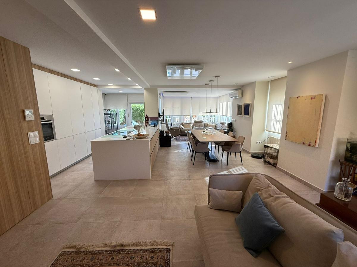 For sale - 3 Bedroom 2 Bathroom House - Detached Villa in San Miguel de Salinas - San Miguel de Salinas Centro  - Alicante