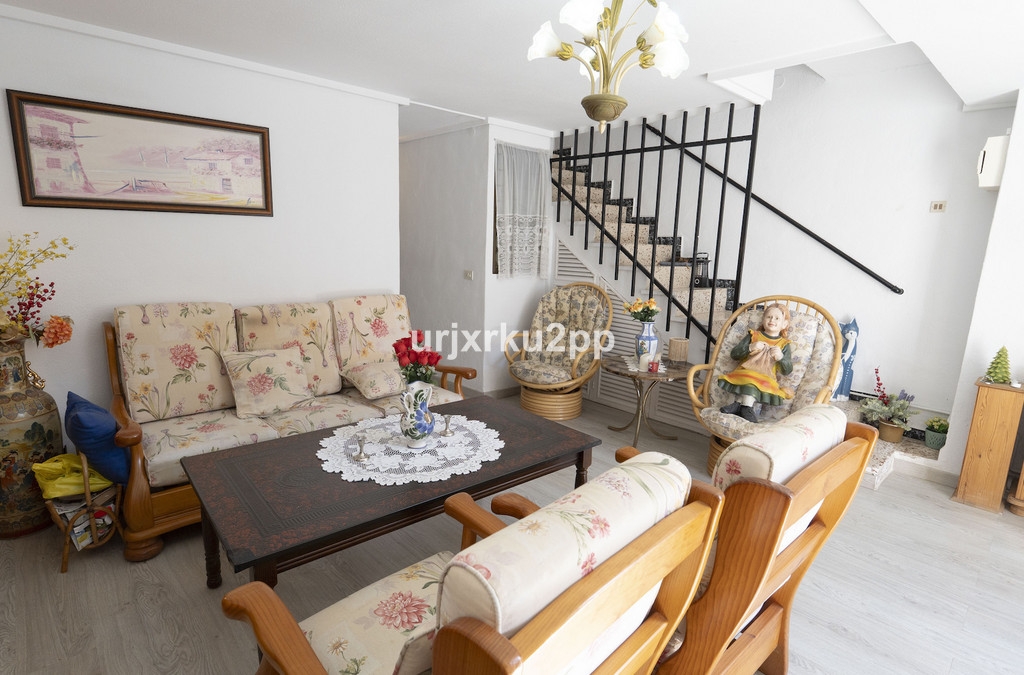 3 Bedroom 2 Bathroom House - Townhouse in Torrevieja
