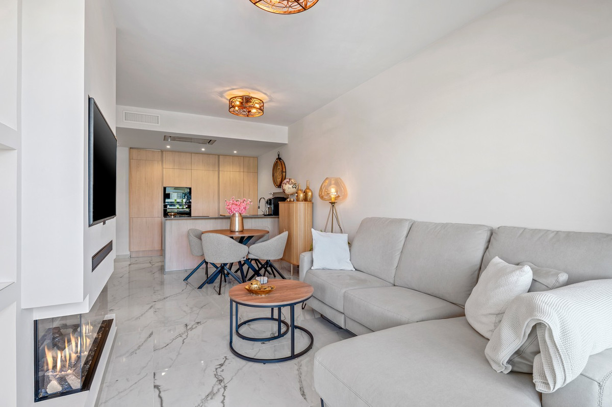 For sale - 2 Bedroom 2 Bathroom Apartment - Middle Floor Apartment in Orihuela - Los Altos  - Alicante