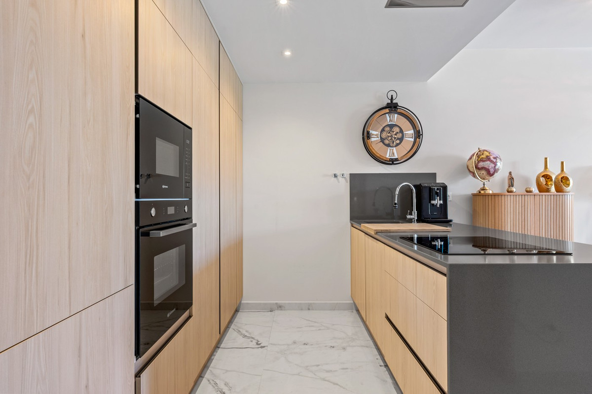 For sale - 2 Bedroom 2 Bathroom Apartment - Middle Floor Apartment in Orihuela - Los Altos  - Alicante