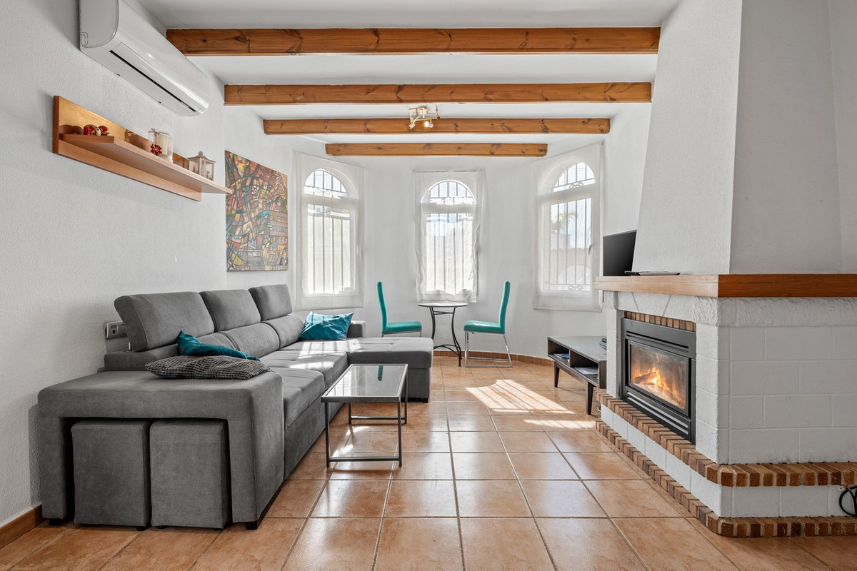 For sale - 3 Bedroom 1 Bathroom House - Detached Villa in Orihuela - Orihuela Costa  - Alicante