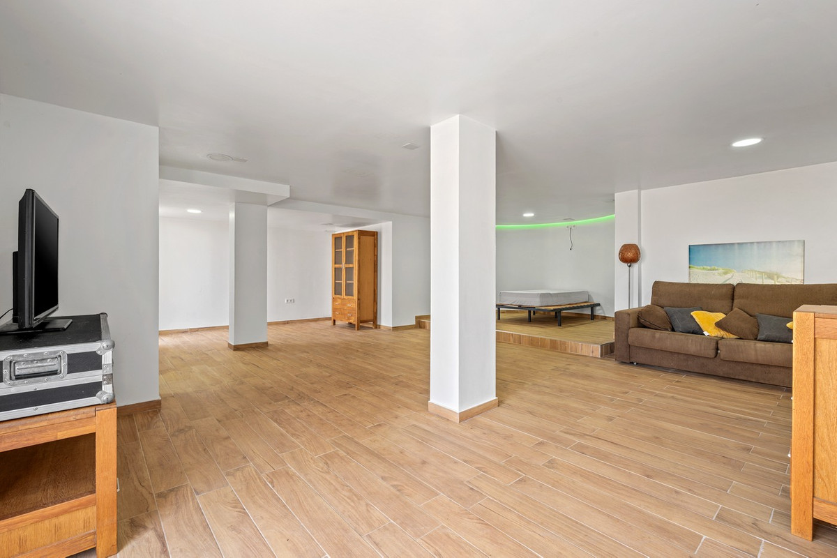 For sale - 3 Bedroom 1 Bathroom House - Detached Villa in Orihuela - Orihuela Costa  - Alicante