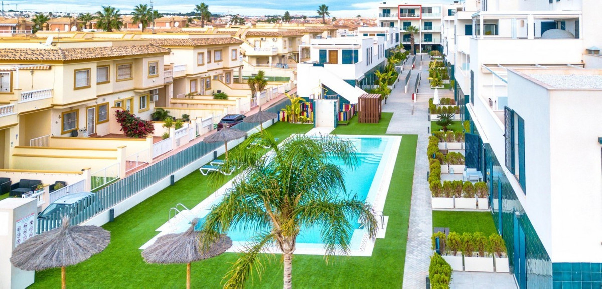 For sale - 1 Bedroom 1 Bathroom Apartment - Middle Floor Apartment in Orihuela - Playa Flamenca  - Alicante
