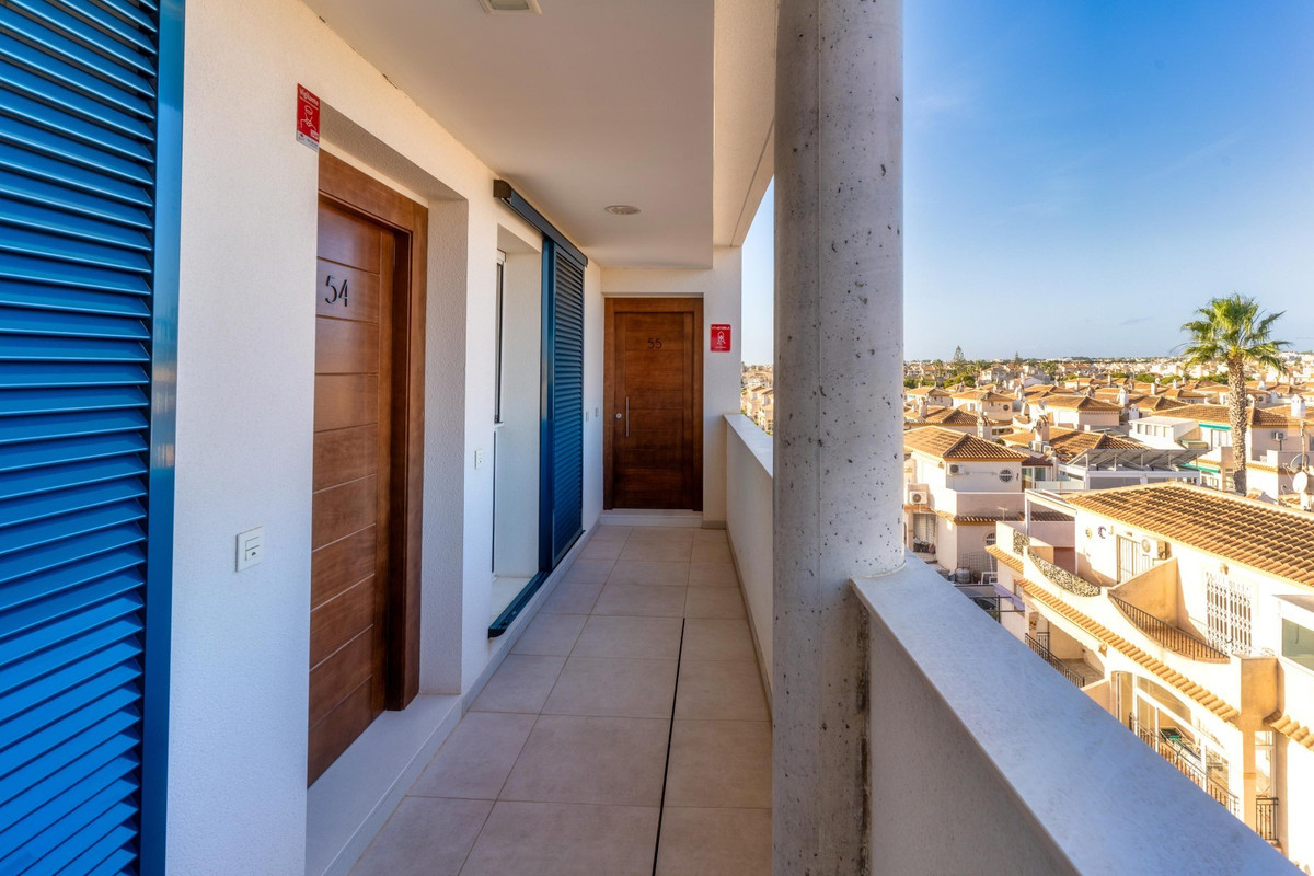 For sale - 1 Bedroom 1 Bathroom Apartment - Middle Floor Apartment in Orihuela - Playa Flamenca  - Alicante