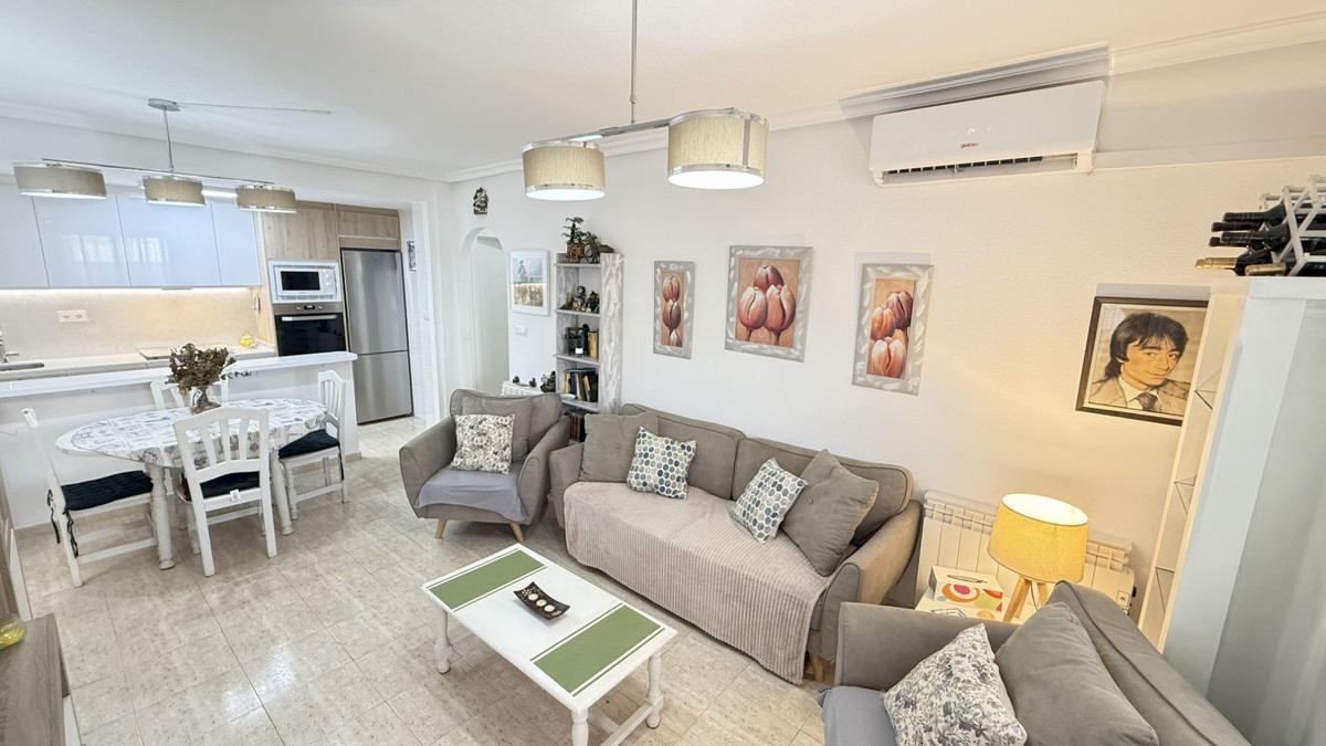 For sale - 2 Bedroom 1 Bathroom Apartment - Ground Floor Apartment in Orihuela - La Zenia  - Alicante
