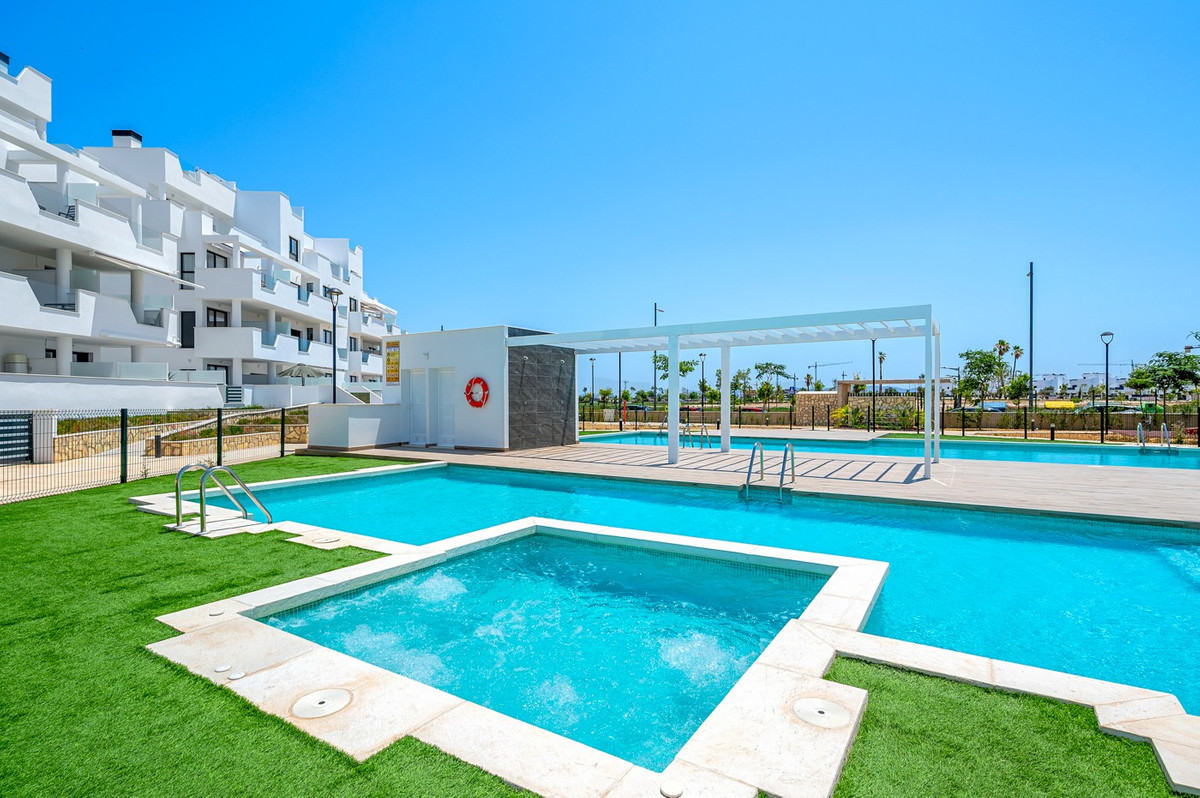 For sale - 2 Bedroom 2 Bathroom Apartment - Middle Floor Apartment in Torre-Pacheco - Santa Rosalia Lake and Life Resort  - Murcia