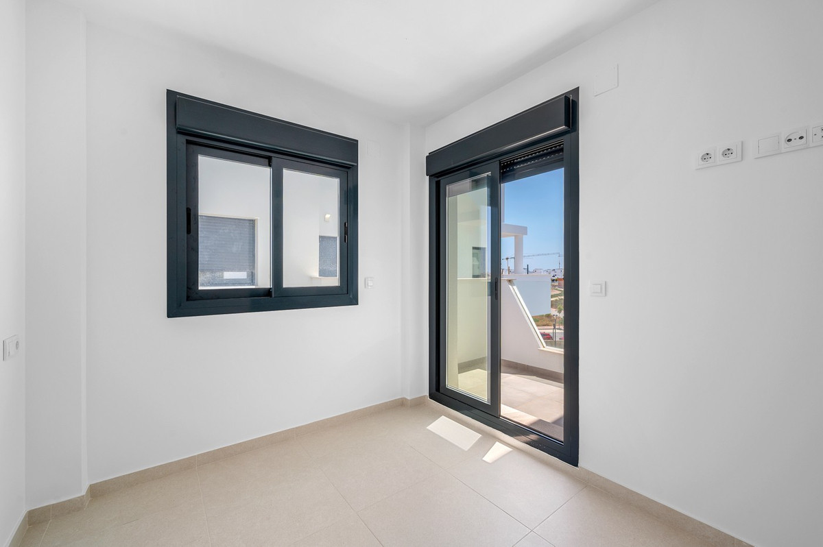 For sale - 2 Bedroom 2 Bathroom Apartment - Middle Floor Apartment in Torre-Pacheco - Santa Rosalia Lake and Life Resort  - Murcia