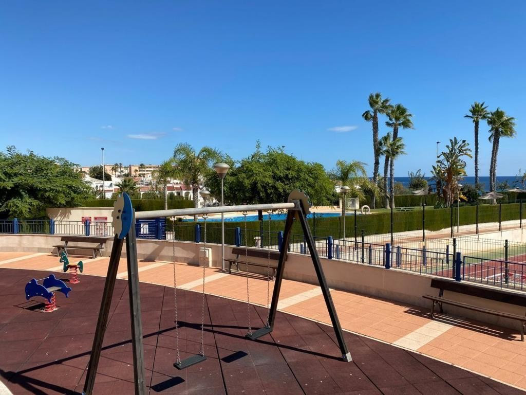 For sale - 2 Bedroom 1 Bathroom Apartment - Ground Floor Apartment in Orihuela - Mil Palmeras  - Alicante