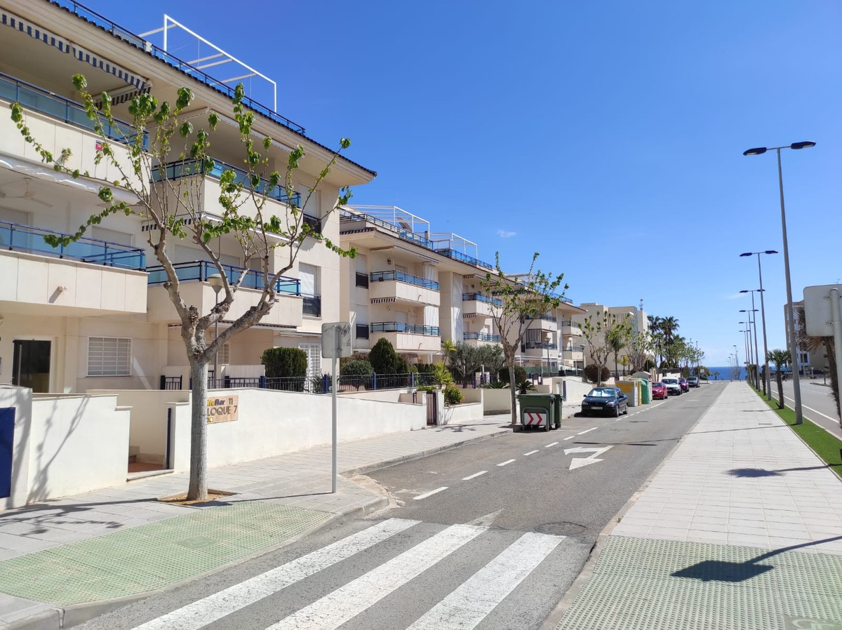For sale - 2 Bedroom 1 Bathroom Apartment - Ground Floor Apartment in Orihuela - Mil Palmeras  - Alicante
