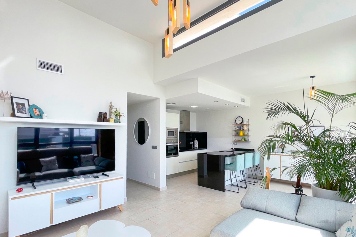 For sale - 2 Bedroom 2 Bathroom House - Detached Villa in Rojales - Rojales Centro  - Alicante