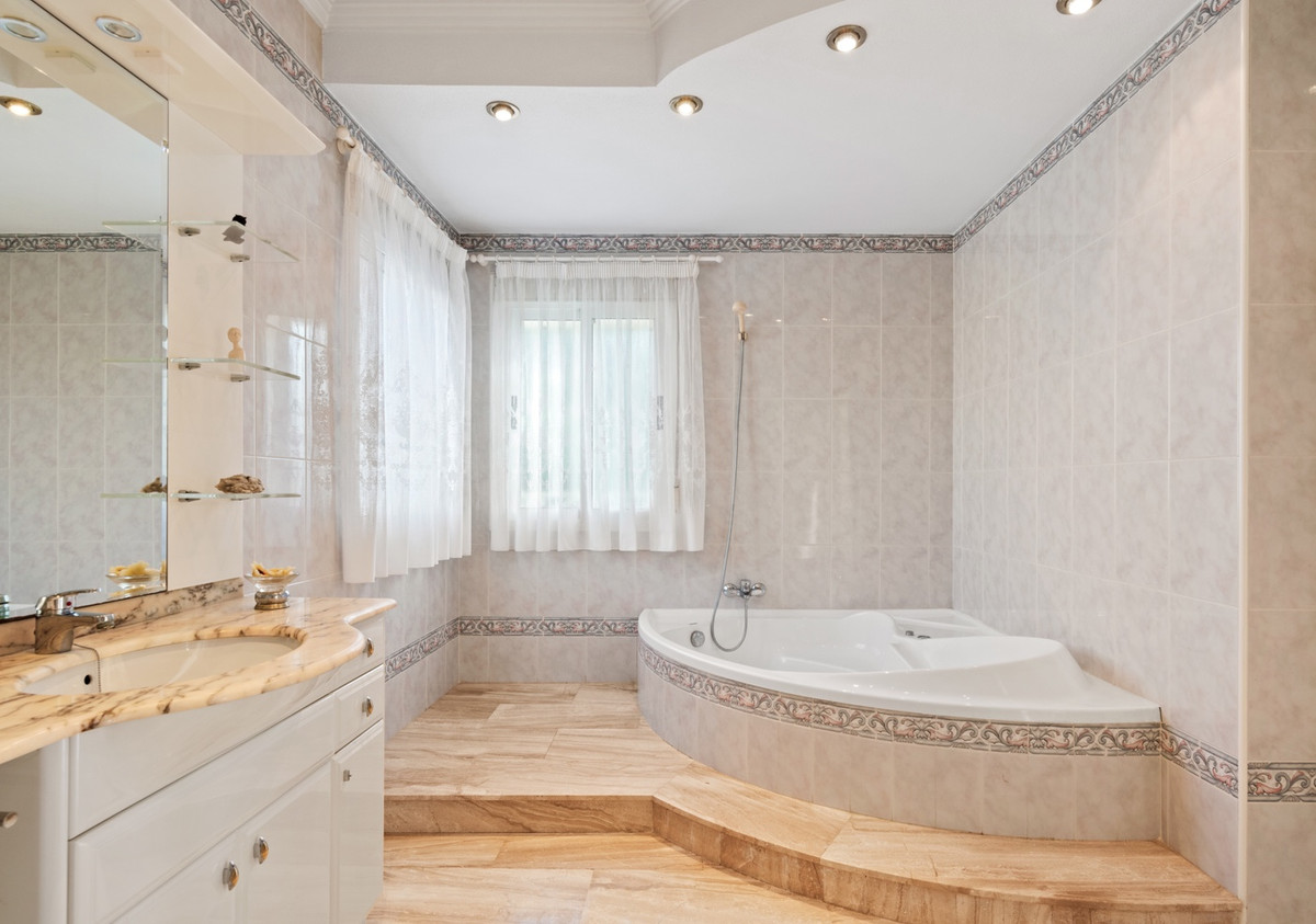 For sale - 5 Bedroom 3 Bathroom House - Townhouse in Rojales - Dona Pepa  - Alicante