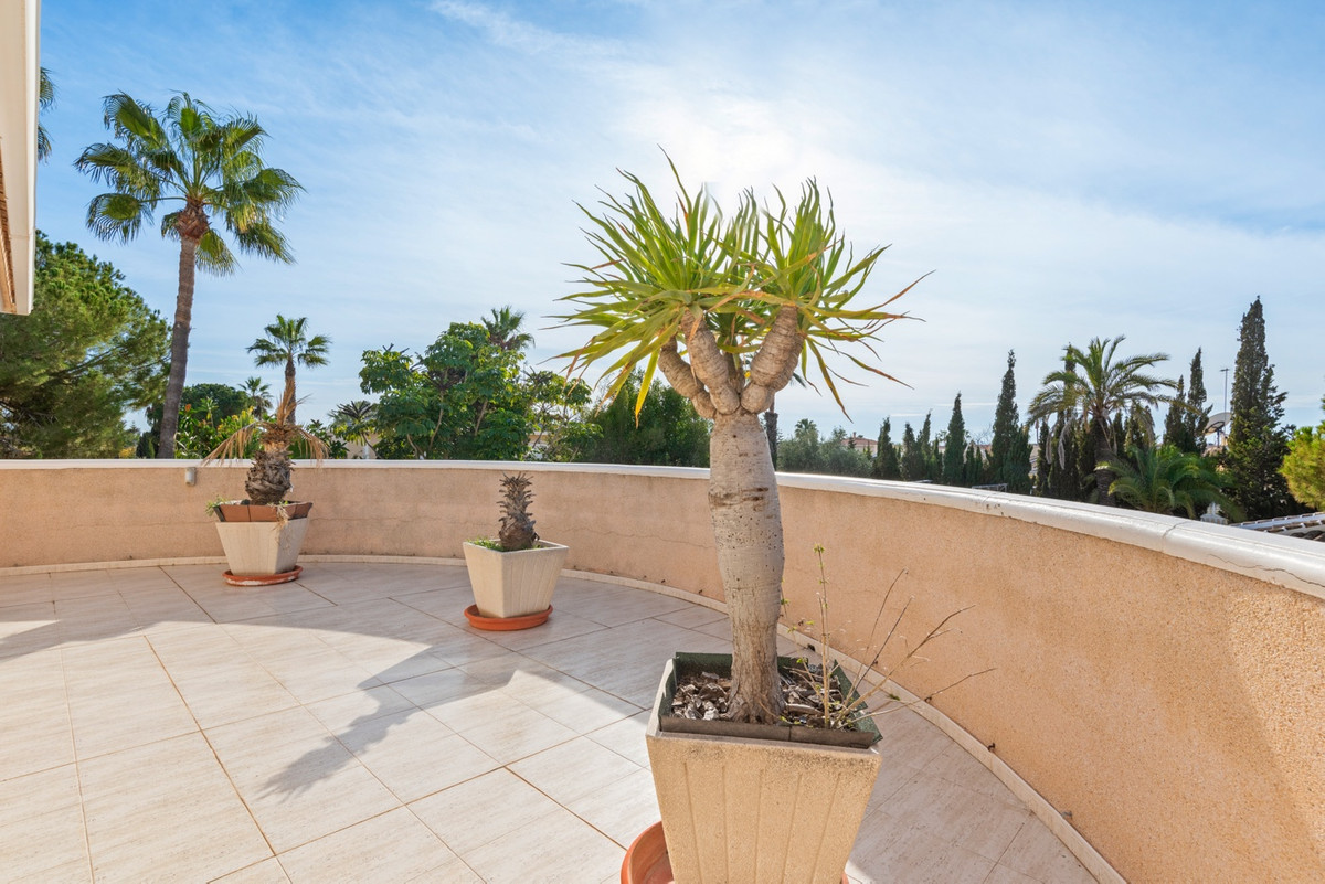 For sale - 5 Bedroom 3 Bathroom House - Townhouse in Rojales - Dona Pepa  - Alicante