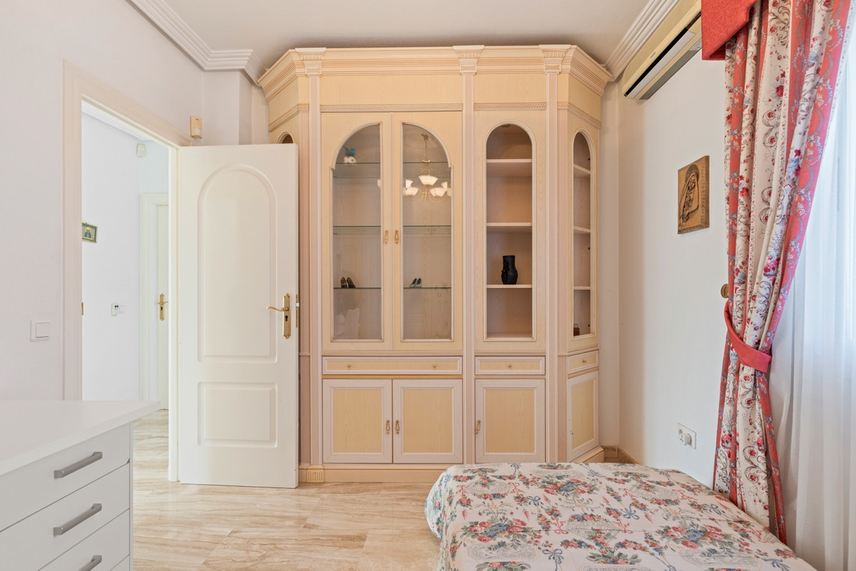 For sale - 5 Bedroom 3 Bathroom House - Townhouse in Rojales - Dona Pepa  - Alicante