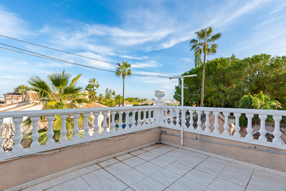 For sale - 5 Bedroom 3 Bathroom House - Townhouse in Rojales - Dona Pepa  - Alicante