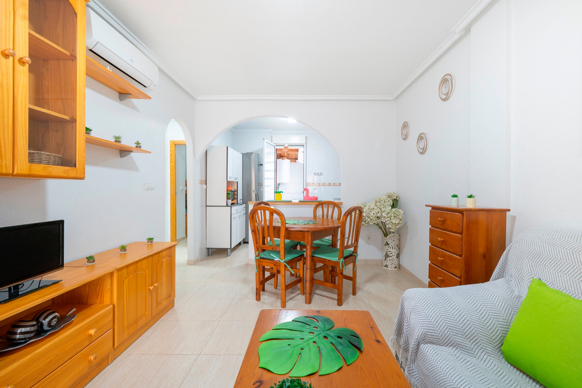 For sale - 2 Bedroom 2 Bathroom House - Townhouse in Rojales - Ciudad Quesada  - Alicante