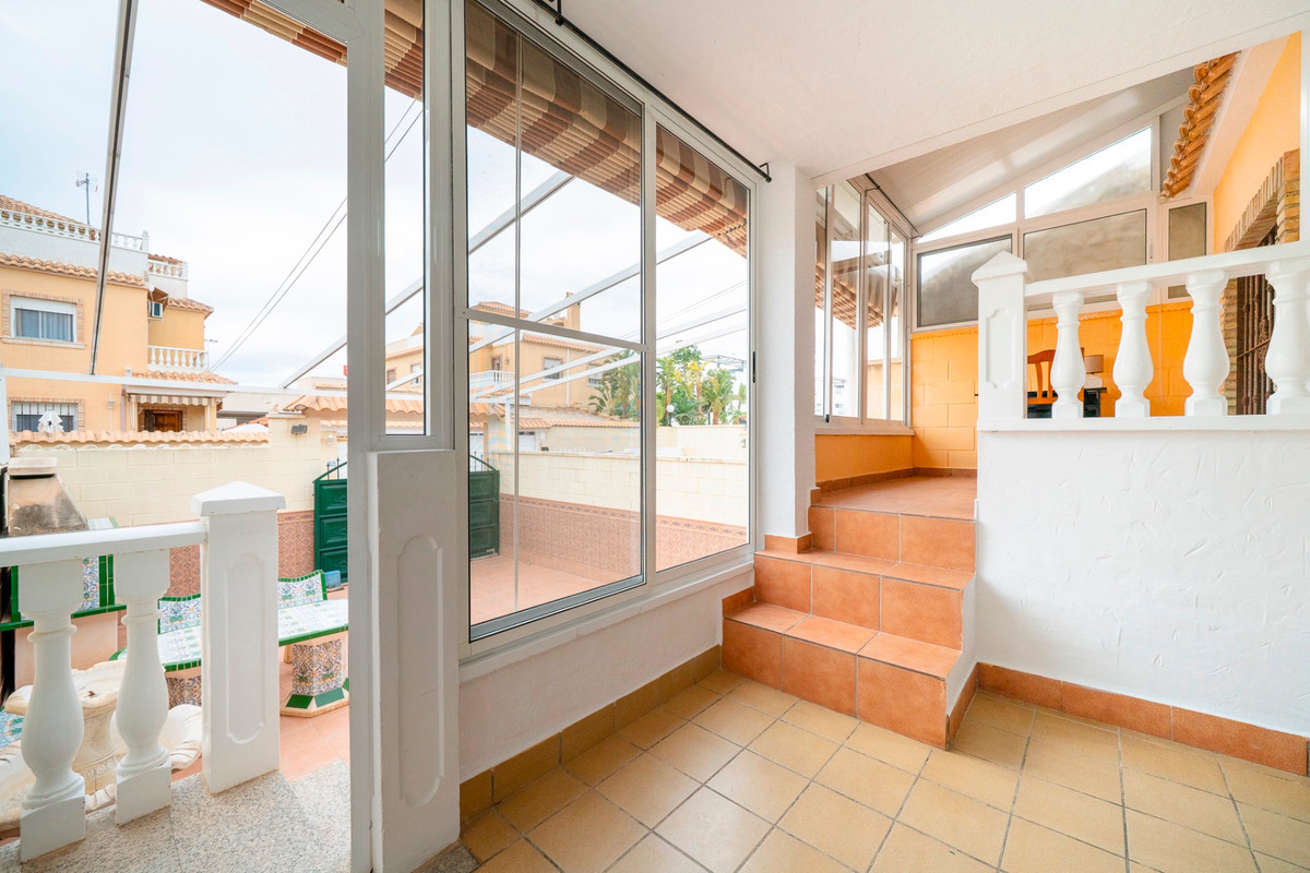 For sale - 2 Bedroom 2 Bathroom House - Townhouse in Rojales - Ciudad Quesada  - Alicante