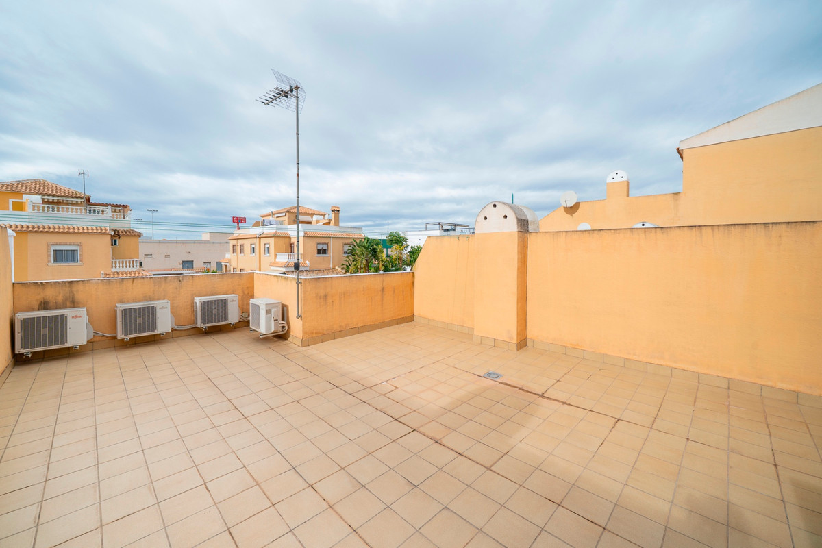 For sale - 2 Bedroom 2 Bathroom House - Townhouse in Rojales - Ciudad Quesada  - Alicante