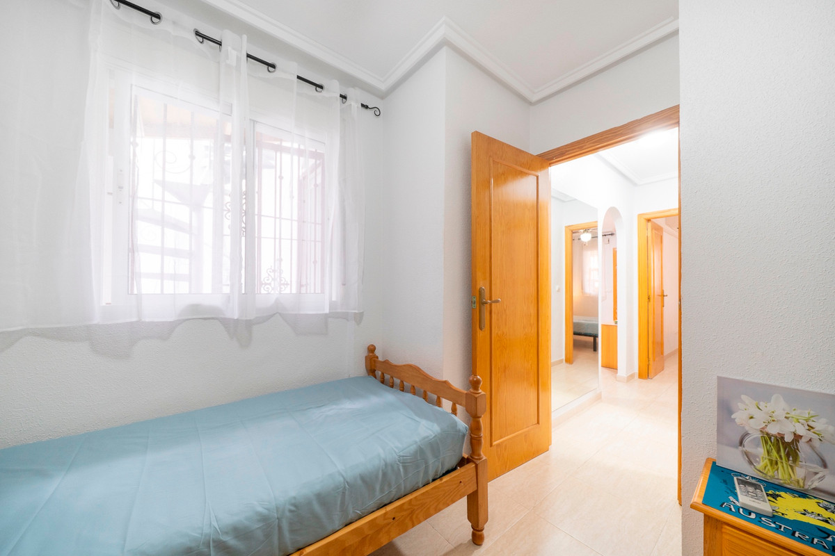 For sale - 2 Bedroom 2 Bathroom House - Townhouse in Rojales - Ciudad Quesada  - Alicante