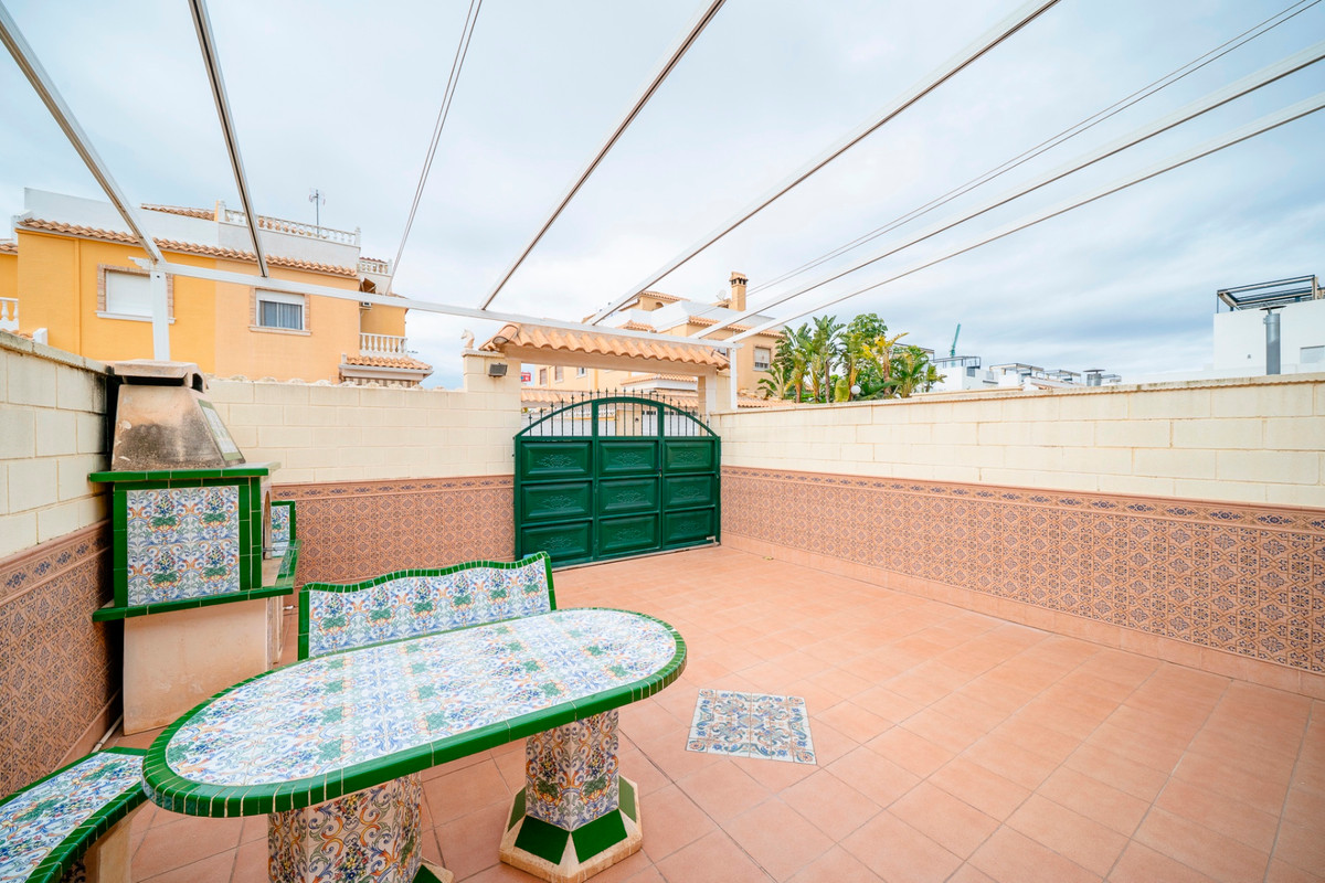 For sale - 2 Bedroom 2 Bathroom House - Townhouse in Rojales - Ciudad Quesada  - Alicante