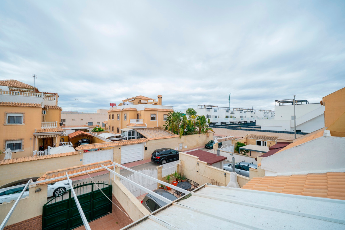 For sale - 2 Bedroom 2 Bathroom House - Townhouse in Rojales - Ciudad Quesada  - Alicante
