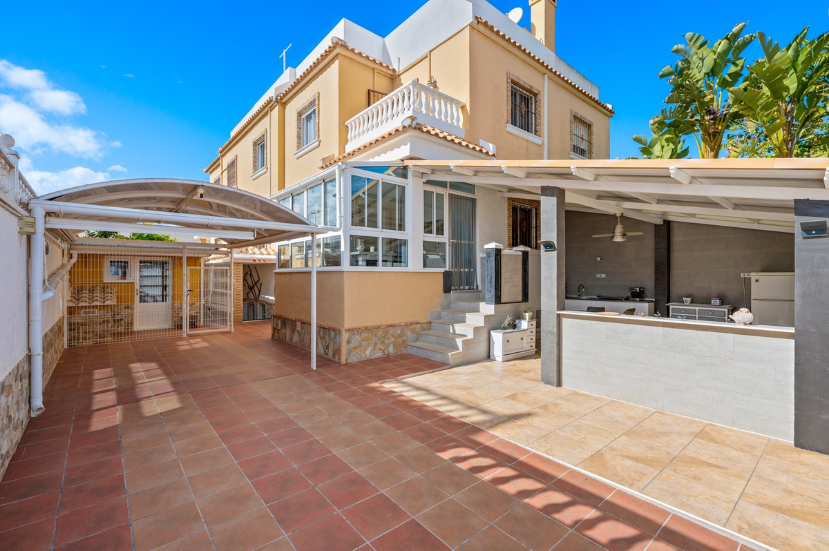 For sale - 5 Bedroom 3 Bathroom Apartment - Duplex in Rojales - Ciudad Quesada  - Alicante