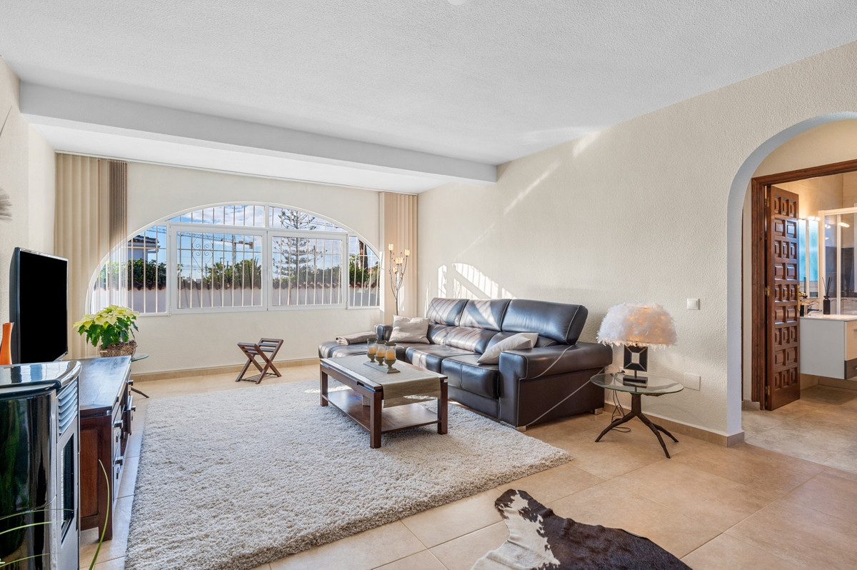 For sale - 3 Bedroom 2 Bathroom House - Detached Villa in Rojales - Rojales Centro  - Alicante