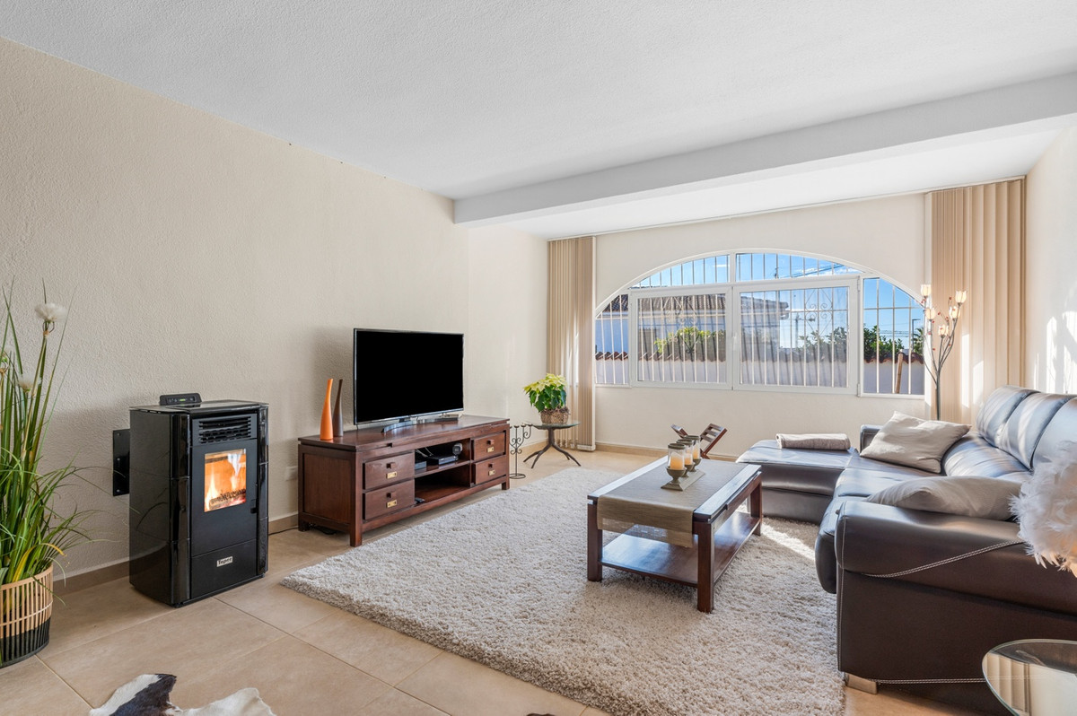 For sale - 3 Bedroom 2 Bathroom House - Detached Villa in Rojales - Rojales Centro  - Alicante