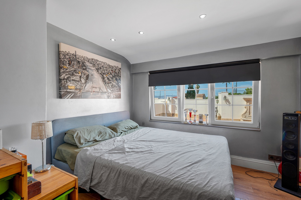 For sale - 6 Bedroom 3 Bathroom House - Finca - Cortijo in Almoradi - Almoradi Centro  - Alicante