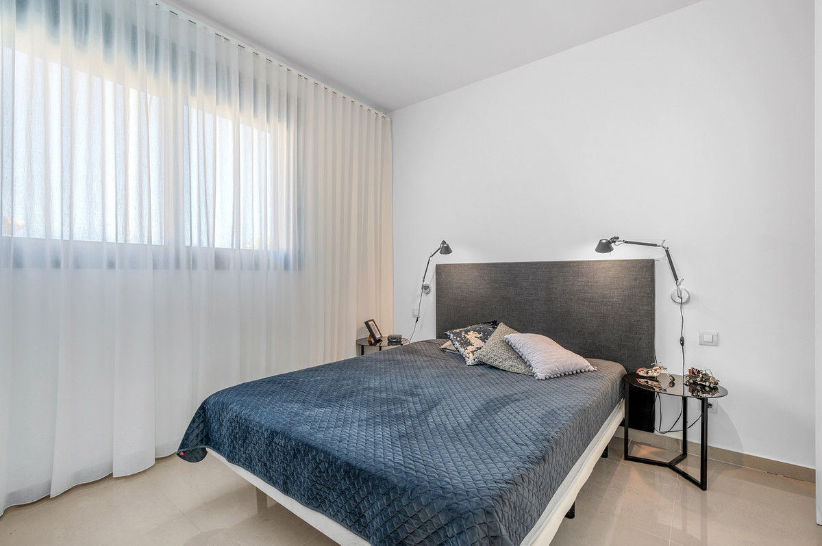 For sale - 4 Bedroom 3 Bathroom House - Detached Villa in Guardamar del Segura - Guardamar del Segura Centro  - Alicante