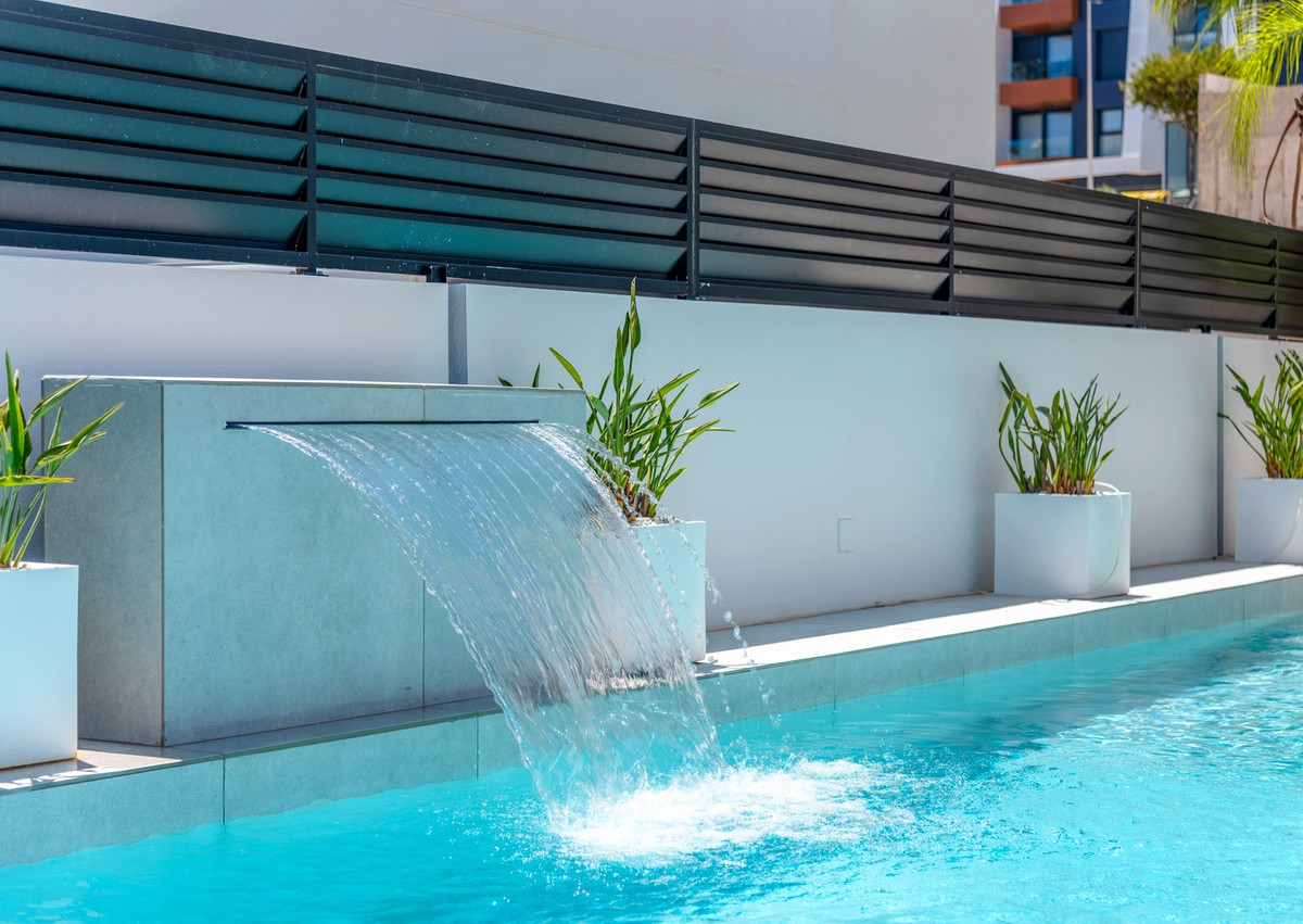 For sale - 4 Bedroom 3 Bathroom House - Detached Villa in Guardamar del Segura - Guardamar del Segura Centro  - Alicante