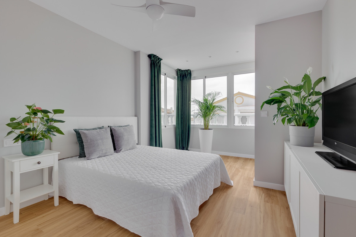 For sale - 3 Bedroom 2 Bathroom House - Townhouse in Orihuela - Orihuela Costa  - Alicante