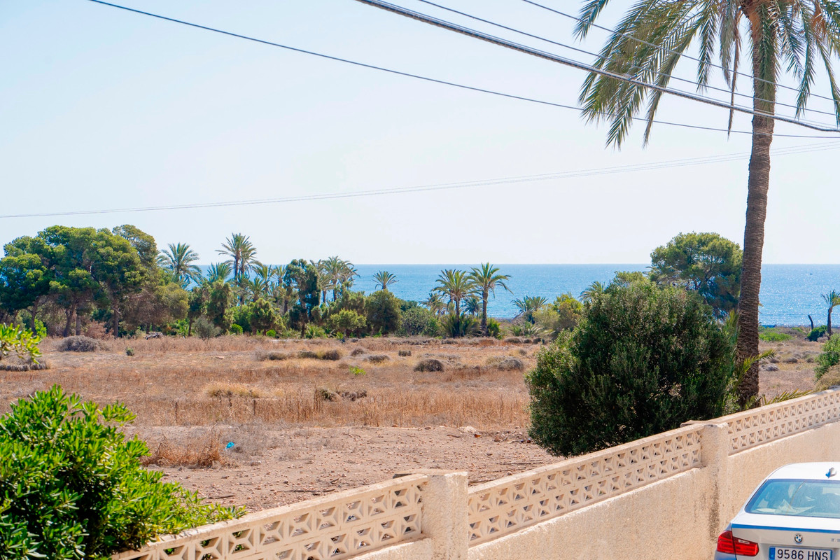 For sale - 2 Bedroom 2 Bathroom Apartment - Middle Floor Apartment in Orihuela - Punta Prima  - Alicante