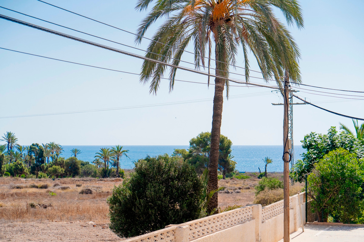 For sale - 2 Bedroom 2 Bathroom Apartment - Middle Floor Apartment in Orihuela - Punta Prima  - Alicante