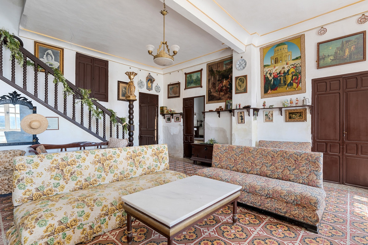 For sale - 7 Bedroom 1 Bathroom House - Finca - Cortijo in Orihuela - Orihuela Centro  - Alicante